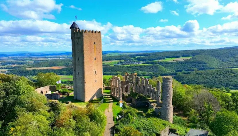 Burg Olbrück, Niederdürenbach, Germany, Germany